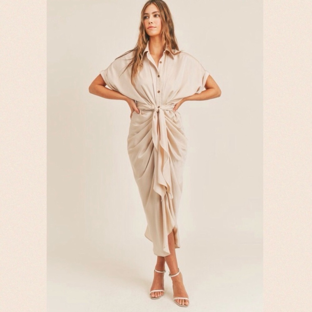 Elegant Cream Maxi Dress